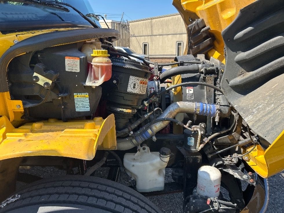 Medium Duty Box Truck-Light and Medium Duty Trucks-Freightliner-2022-M2-Birmingham-AL-207,499\n\t\tmiles-$ 60,000 - Image 23