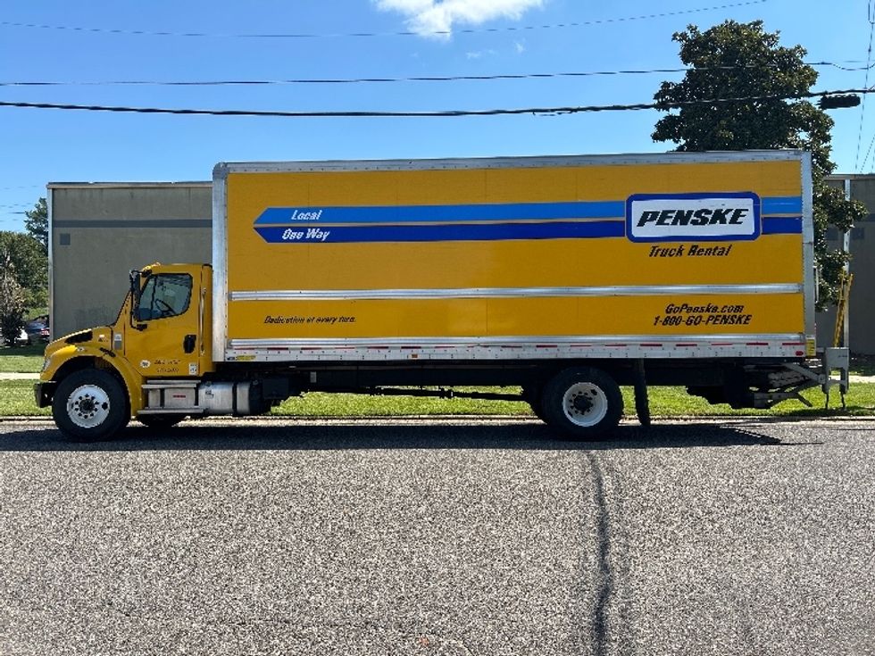 Medium Duty Box Truck-Light and Medium Duty Trucks-Freightliner-2022-M2-Birmingham-AL-207,499\n\t\tmiles-$ 60,000 - Image 4