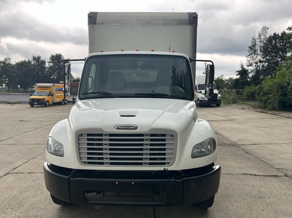 Medium Duty Box Truck-Light and Medium Duty Trucks-Freightliner-2022-M2-Bloomington-IN-329,772\n\t\tmiles-$ 27,000 - Image 2