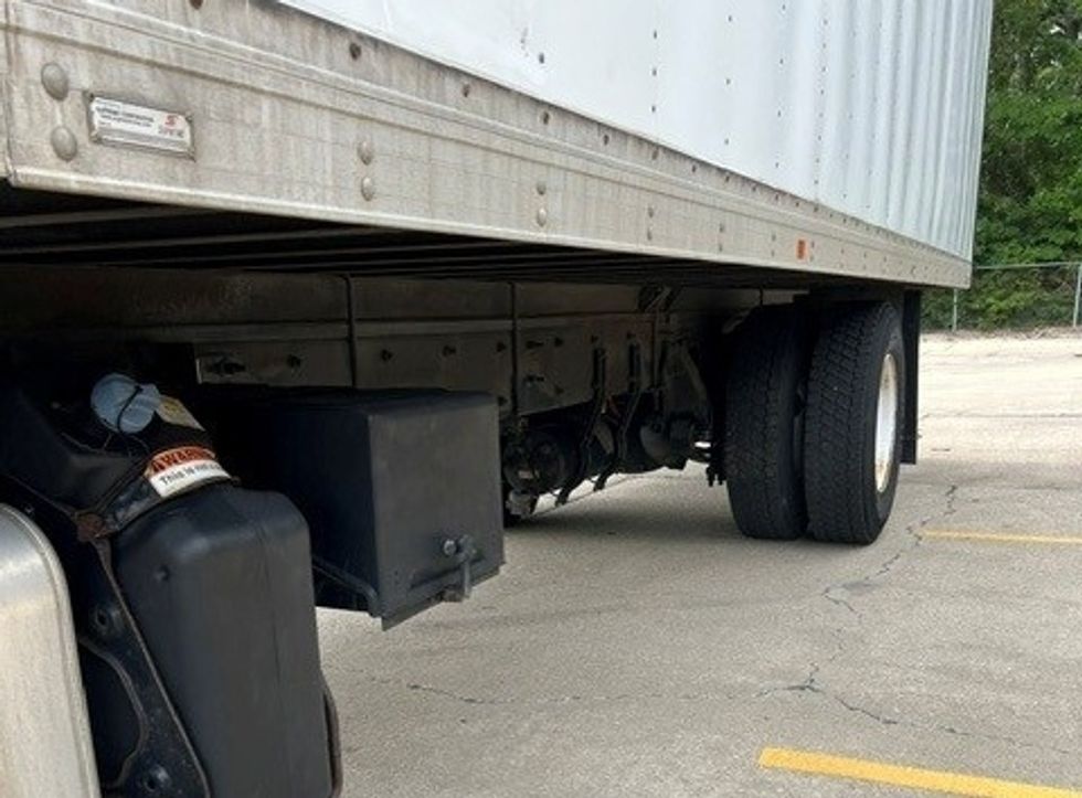 Medium Duty Box Truck-Light and Medium Duty Trucks-Freightliner-2022-M2-Bloomington-IN-329,772\n\t\tmiles-$ 27,000 - Image 5
