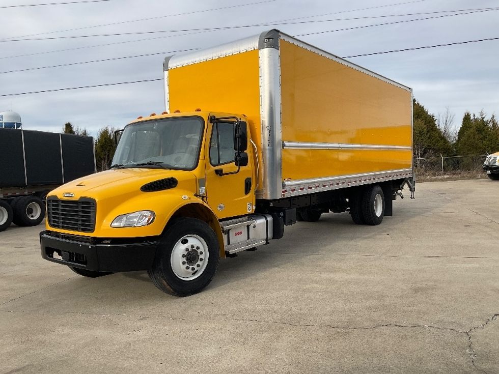Medium Duty Box Truck-Light and Medium Duty Trucks-Freightliner-2022-M2-Bowling Green-KY-125,961\n\t\tmiles-$ 72,750 - Image 3