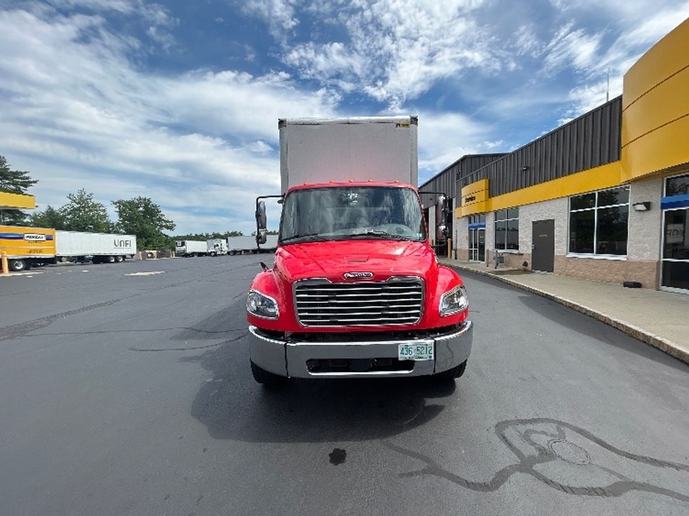Medium Duty Box Truck-Light and Medium Duty Trucks-Freightliner-2022-M2-Braintree-MA-285,074\n\t\tmiles-$ 45,250 - Image 2