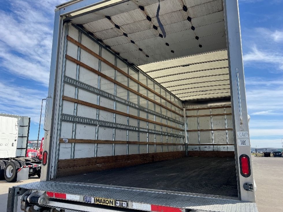 Medium Duty Box Truck-Light and Medium Duty Trucks-Freightliner-2022-M2-Brooklyn Park-MN-111,579\n\t\tmiles-$ 73,750 - Image 11