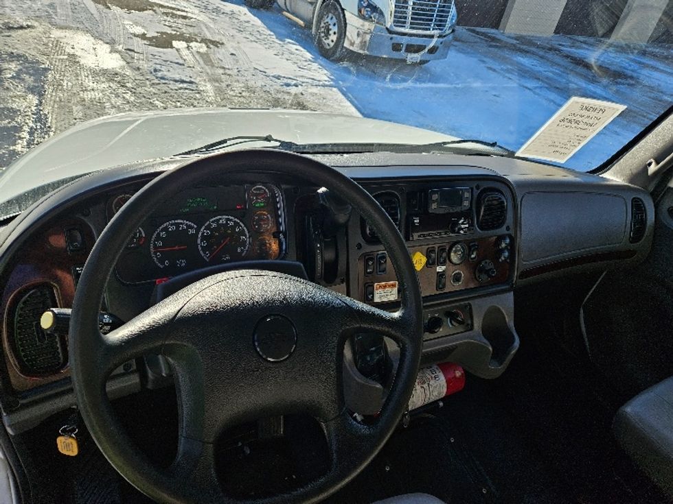 Medium Duty Box Truck-Light and Medium Duty Trucks-Freightliner-2022-M2-Brooklyn Park-MN-119,972\n\t\tmiles-$ 72,750 - Image 18