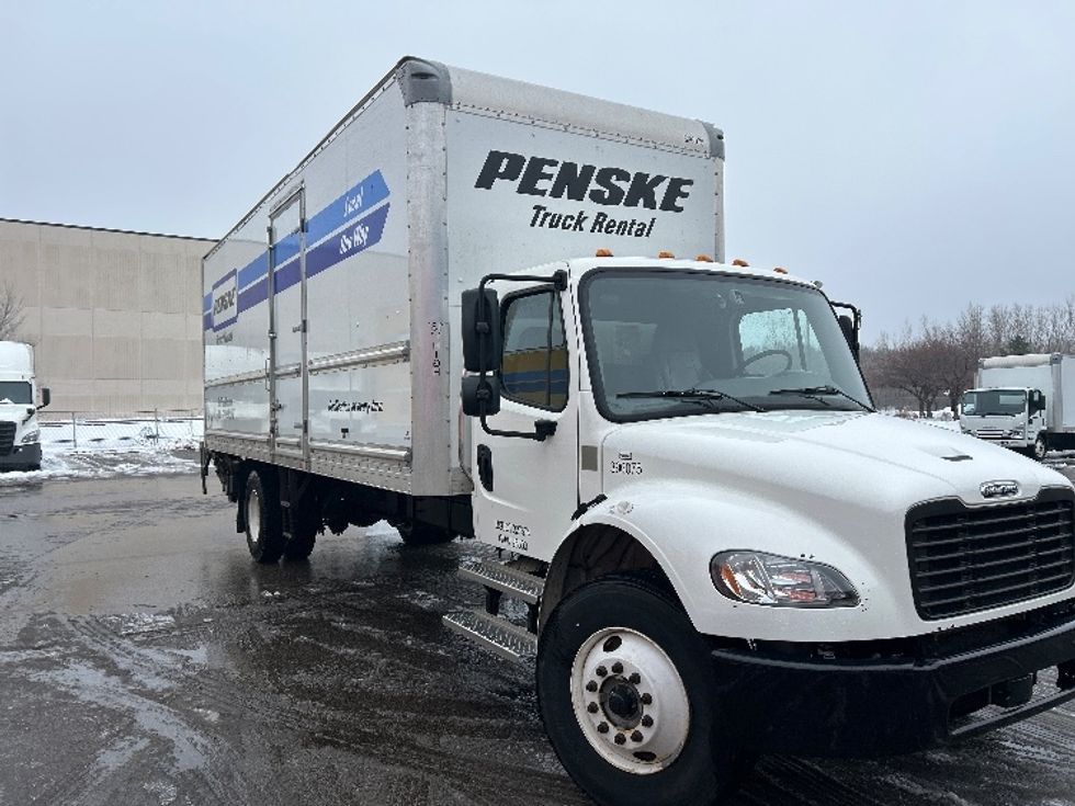 Medium Duty Box Truck-Light and Medium Duty Trucks-Freightliner-2022-M2-Brooklyn Park-MN-144,624\n\t\tmiles-$ 68,500 - Image 1