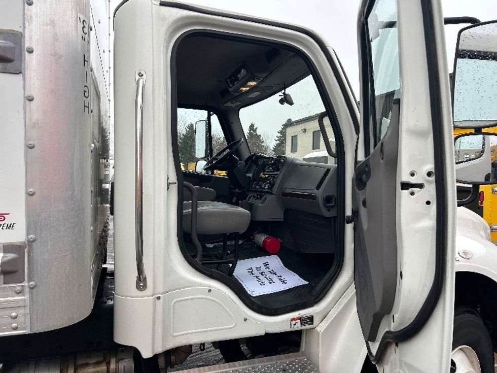 Medium Duty Box Truck-Light and Medium Duty Trucks-Freightliner-2022-M2-Brooklyn Park-MN-144,624\n\t\tmiles-$ 68,500 - Image 20