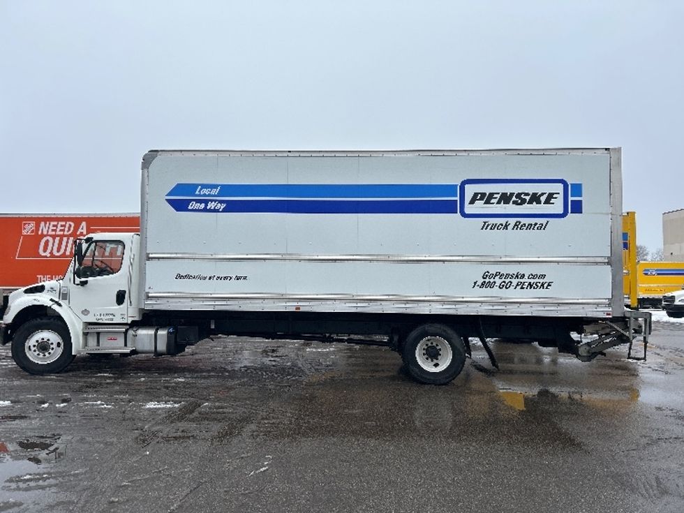Medium Duty Box Truck-Light and Medium Duty Trucks-Freightliner-2022-M2-Brooklyn Park-MN-144,624\n\t\tmiles-$ 68,500 - Image 4