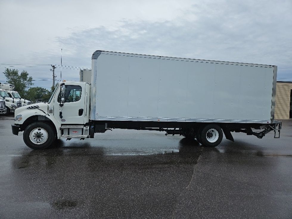 Medium Duty Box Truck-Light and Medium Duty Trucks-Freightliner-2022-M2-Brooklyn Park-MN-150,124\n\t\tmiles-$ 67,500 - Image 4