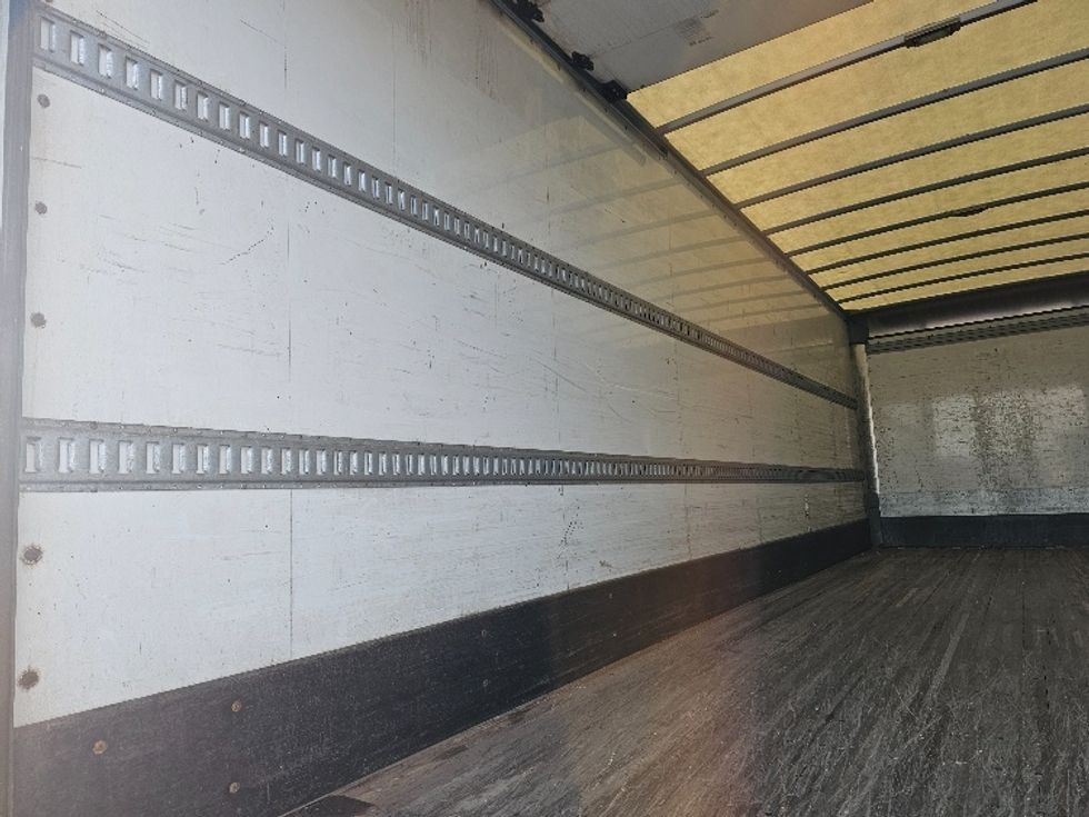 Medium Duty Box Truck-Light and Medium Duty Trucks-Freightliner-2022-M2-Brooklyn Park-MN-161,114\n\t\tmiles-$ 72,250 - Image 11