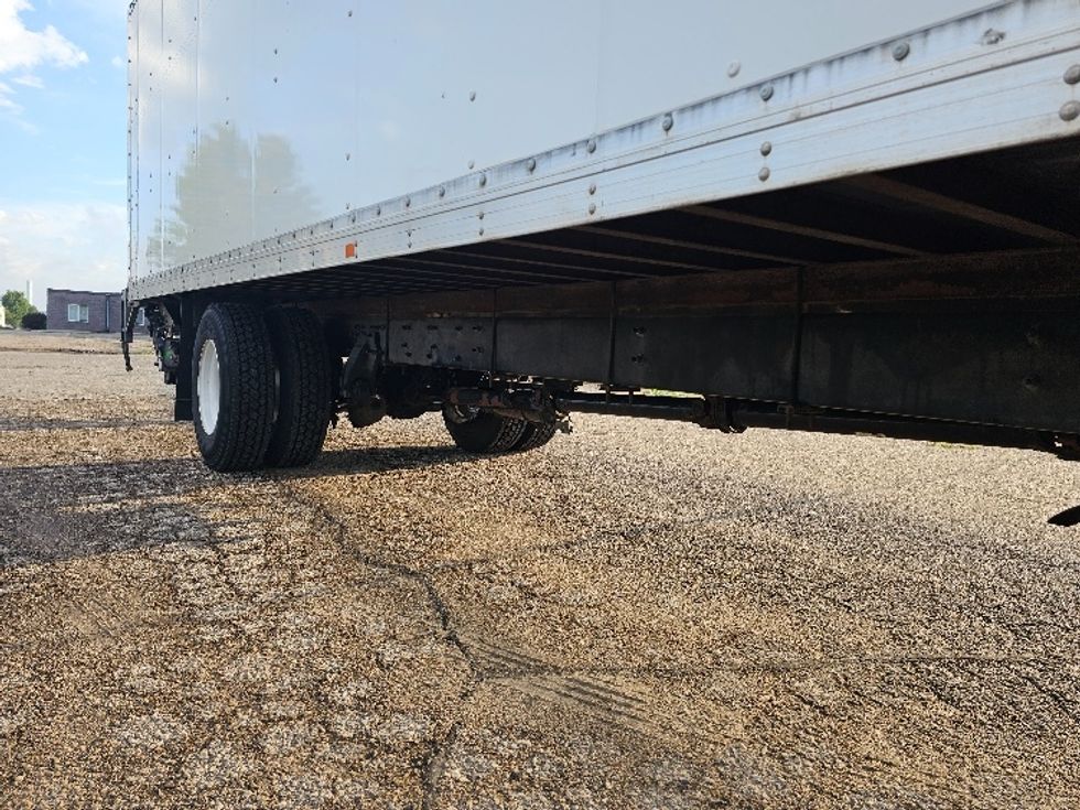 Medium Duty Box Truck-Light and Medium Duty Trucks-Freightliner-2022-M2-Brooklyn Park-MN-161,114\n\t\tmiles-$ 72,250 - Image 14