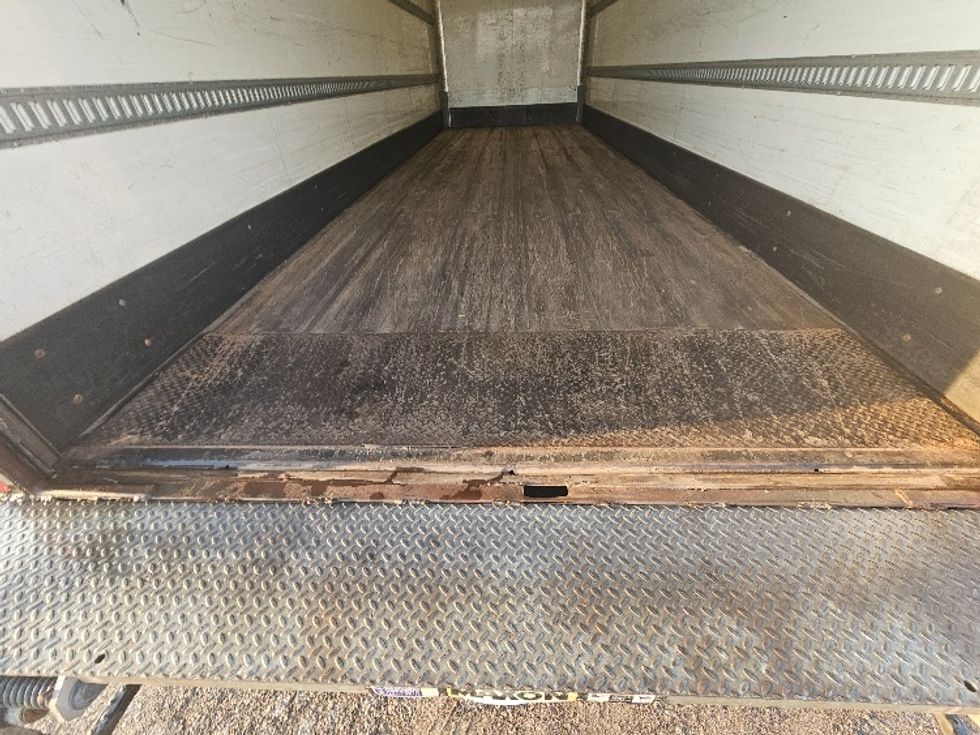 Medium Duty Box Truck-Light and Medium Duty Trucks-Freightliner-2022-M2-Brooklyn Park-MN-172,483\n\t\tmiles-$ 70,250 - Image 10