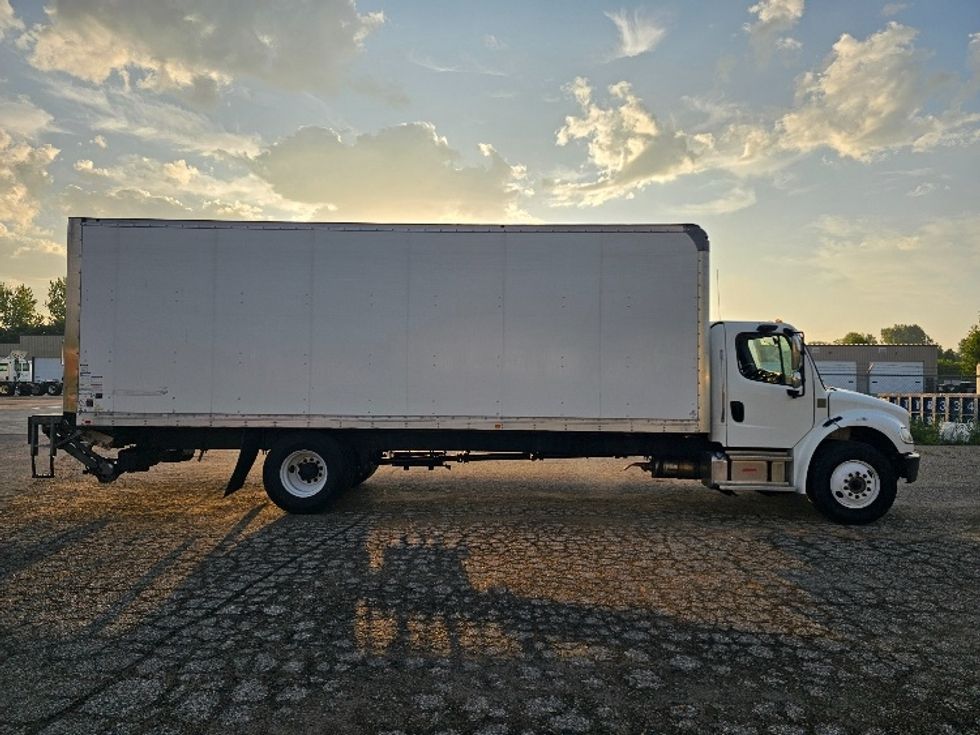 Medium Duty Box Truck-Light and Medium Duty Trucks-Freightliner-2022-M2-Brooklyn Park-MN-172,483\n\t\tmiles-$ 70,250 - Image 15