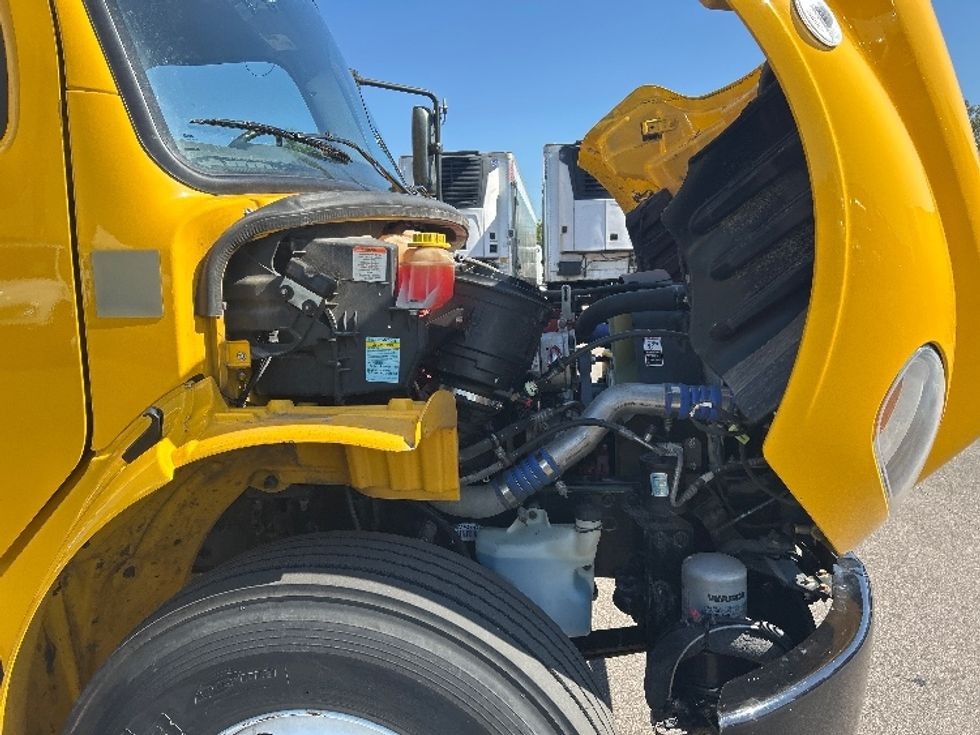 Medium Duty Box Truck-Light and Medium Duty Trucks-Freightliner-2022-M2-Brooklyn Park-MN-227,513\n\t\tmiles-$ 50,750 - Image 24