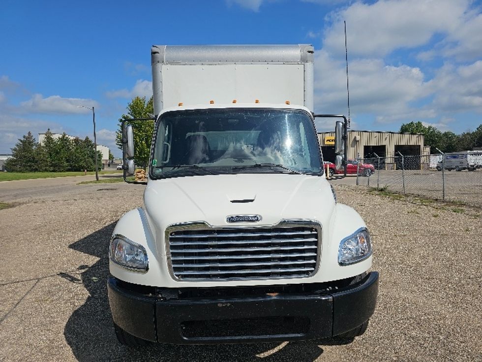 Medium Duty Box Truck-Light and Medium Duty Trucks-Freightliner-2022-M2-Brooklyn Park-MN-251,706\n\t\tmiles-$ 54,750 - Image 2
