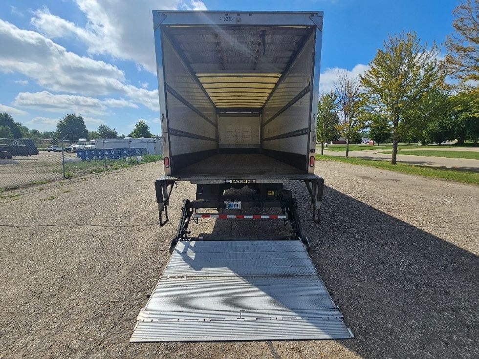 Medium Duty Box Truck-Light and Medium Duty Trucks-Freightliner-2022-M2-Brooklyn Park-MN-251,706\n\t\tmiles-$ 54,750 - Image 9