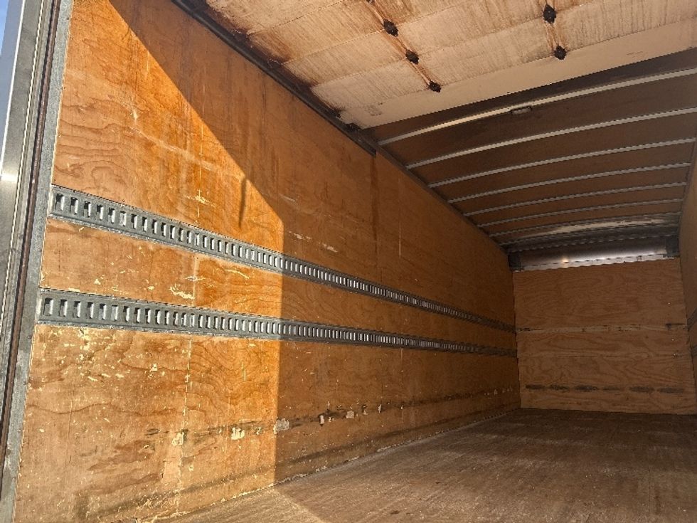 Medium Duty Box Truck-Light and Medium Duty Trucks-Freightliner-2022-M2-Brooklyn Park-MN-272,976\n\t\tmiles-$ 36,750 - Image 11