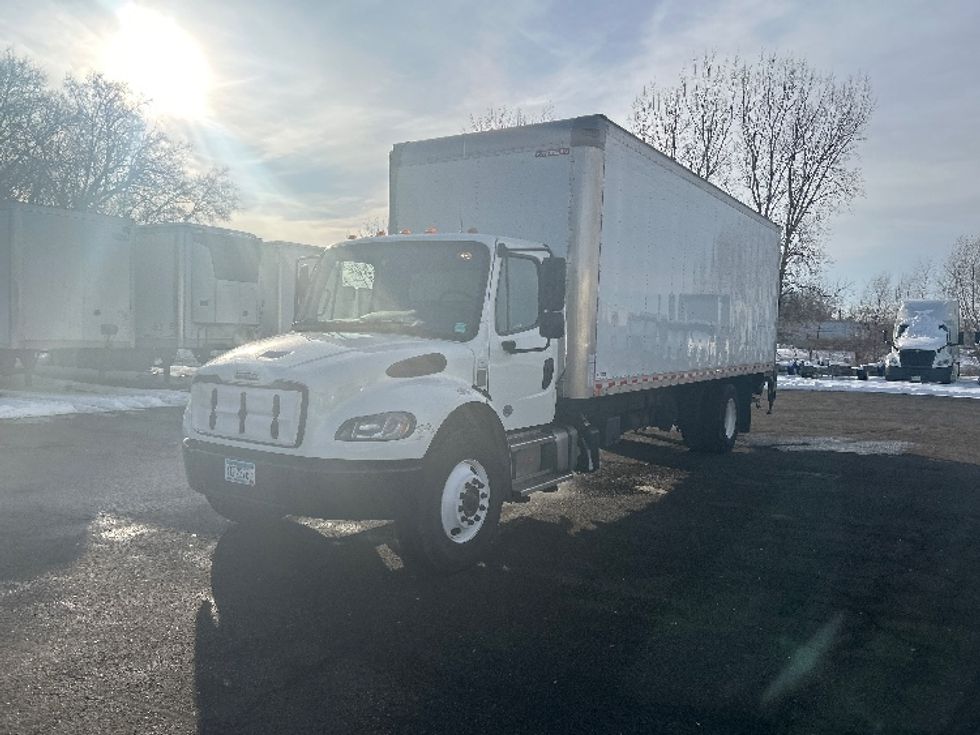 Medium Duty Box Truck-Light and Medium Duty Trucks-Freightliner-2022-M2-Brooklyn Park-MN-272,976\n\t\tmiles-$ 36,750 - Image 3