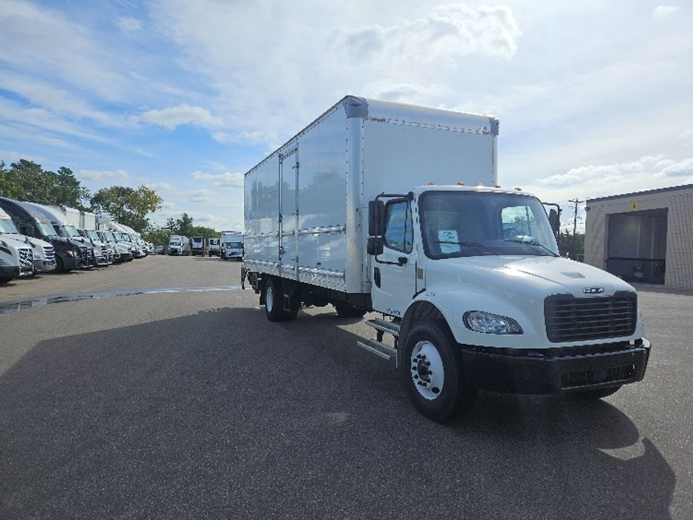 Medium Duty Box Truck-Light and Medium Duty Trucks-Freightliner-2022-M2-Brooklyn Park-MN-91,366\n\t\tmiles-$ 80,250 - Image 1