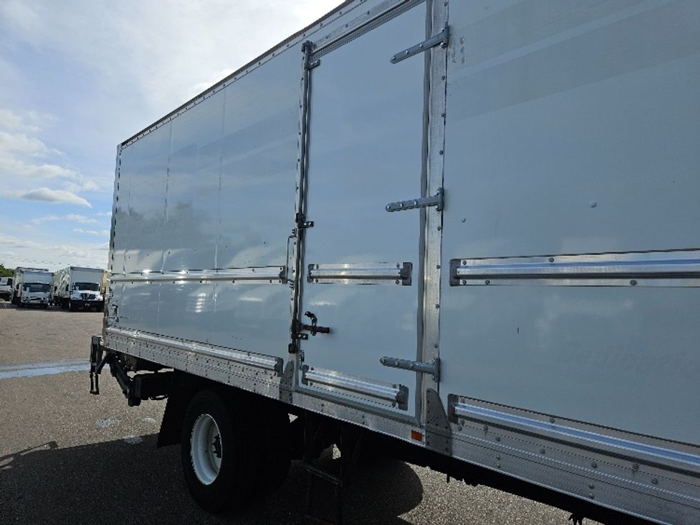 Medium Duty Box Truck-Light and Medium Duty Trucks-Freightliner-2022-M2-Brooklyn Park-MN-91,366\n\t\tmiles-$ 80,250 - Image 25