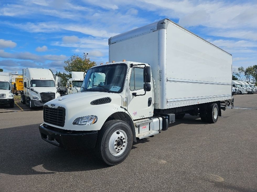 Medium Duty Box Truck-Light and Medium Duty Trucks-Freightliner-2022-M2-Brooklyn Park-MN-91,366\n\t\tmiles-$ 80,250 - Image 3