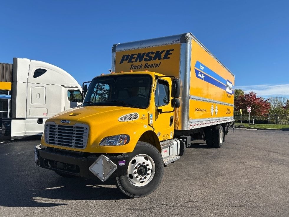 Medium Duty Box Truck-Light and Medium Duty Trucks-Freightliner-2022-M2-Buffalo-NY-174,753\n\t\tmiles-$ 44,500 - Image 1