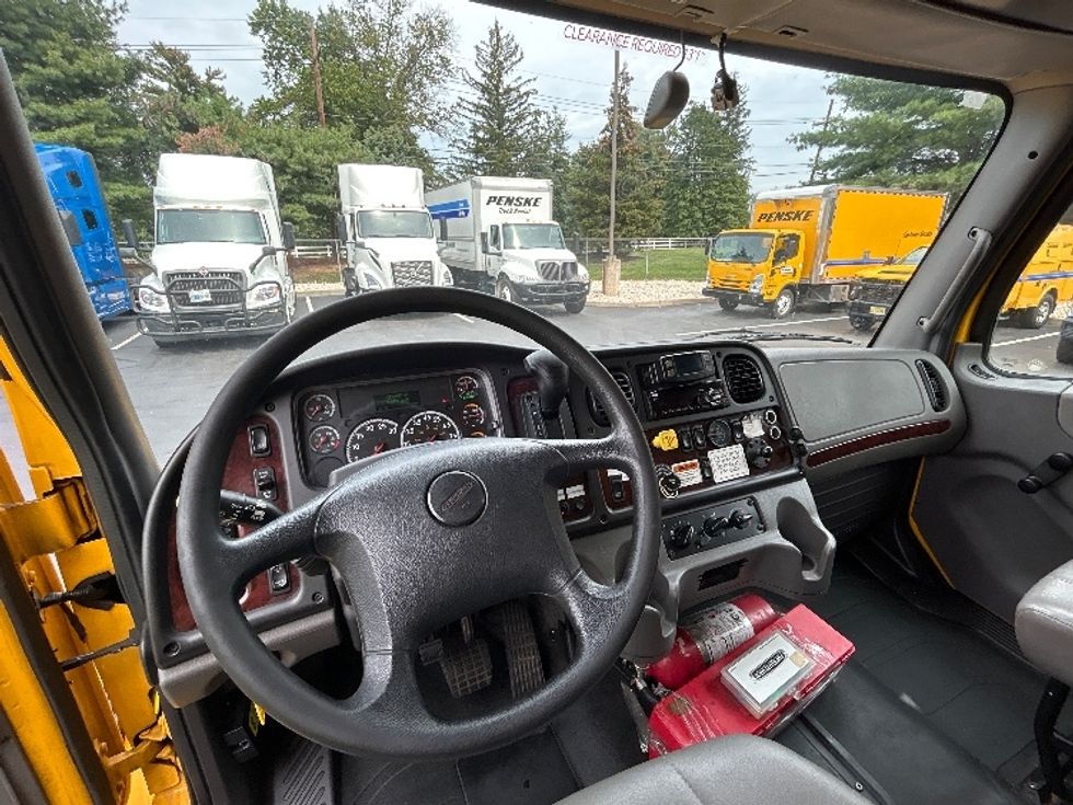 Medium Duty Box Truck-Light and Medium Duty Trucks-Freightliner-2022-M2-Burlington-NJ-308,778\n\t\tmiles-$ 34,750 - Image 18