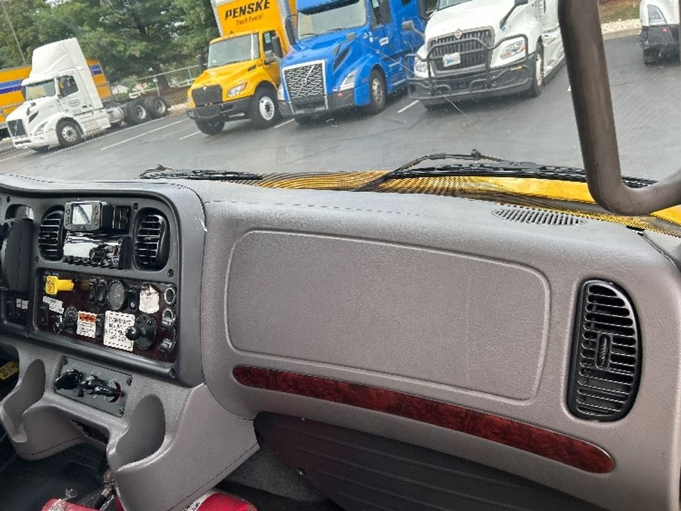 Medium Duty Box Truck-Light and Medium Duty Trucks-Freightliner-2022-M2-Burlington-NJ-308,778\n\t\tmiles-$ 34,750 - Image 21