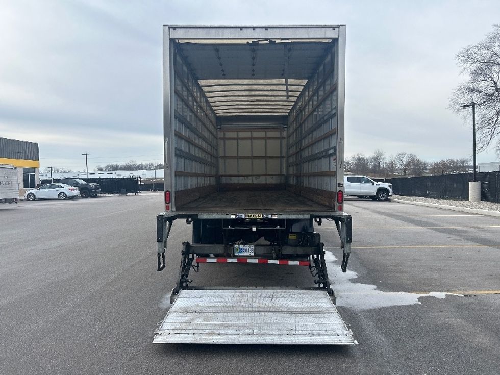 Medium Duty Box Truck-Light and Medium Duty Trucks-Freightliner-2022-M2-Byron Center-MI-127,135\n\t\tmiles-$ 71,500 - Image 9