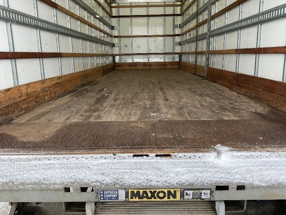 Medium Duty Box Truck-Light and Medium Duty Trucks-Freightliner-2022-M2-Cadillac-MI-143,471\n\t\tmiles-$ 68,500 - Image 11