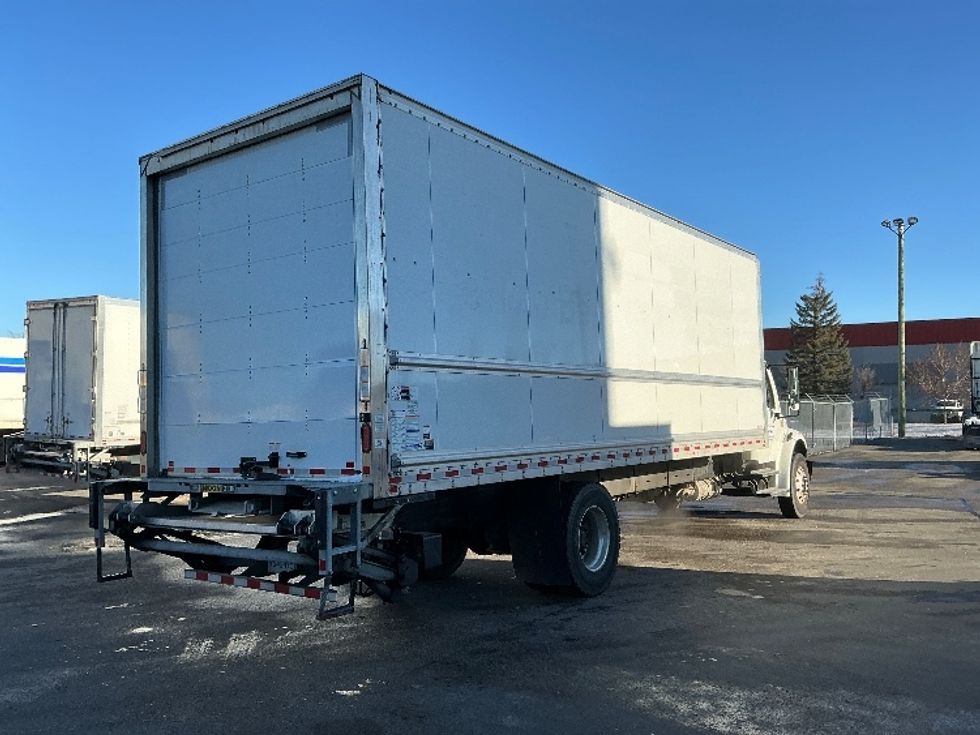 Medium Duty Box Truck-Light and Medium Duty Trucks-Freightliner-2022-M2-Calgary-AB-36,933\n\t\tkm-$ 110,750 - Image 13