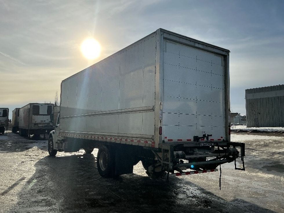 Medium Duty Box Truck-Light and Medium Duty Trucks-Freightliner-2022-M2-Calgary-AB-392,081\n\t\tkm-$ 64,000 - Image 6