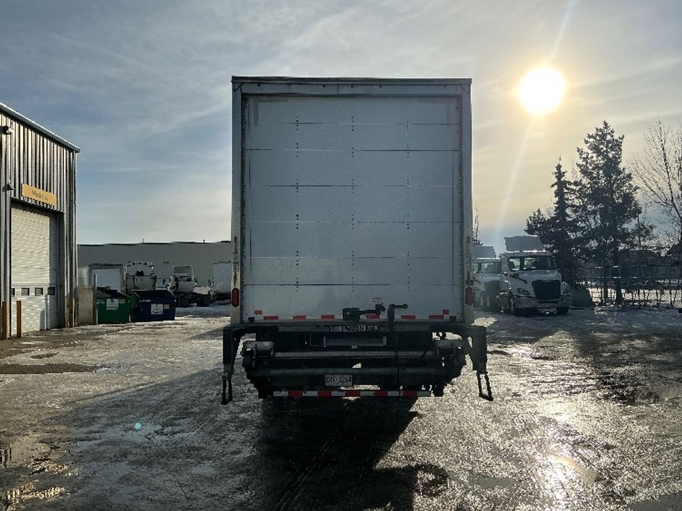 Medium Duty Box Truck-Light and Medium Duty Trucks-Freightliner-2022-M2-Calgary-AB-392,081\n\t\tkm-$ 64,000 - Image 7