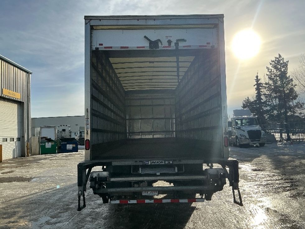 Medium Duty Box Truck-Light and Medium Duty Trucks-Freightliner-2022-M2-Calgary-AB-392,081\n\t\tkm-$ 64,000 - Image 8