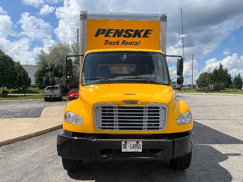Medium Duty Box Truck-Light and Medium Duty Trucks-Freightliner-2022-M2-Cambridge-ON-257,421\n\t\tkm-$ 78,250 - Image 2