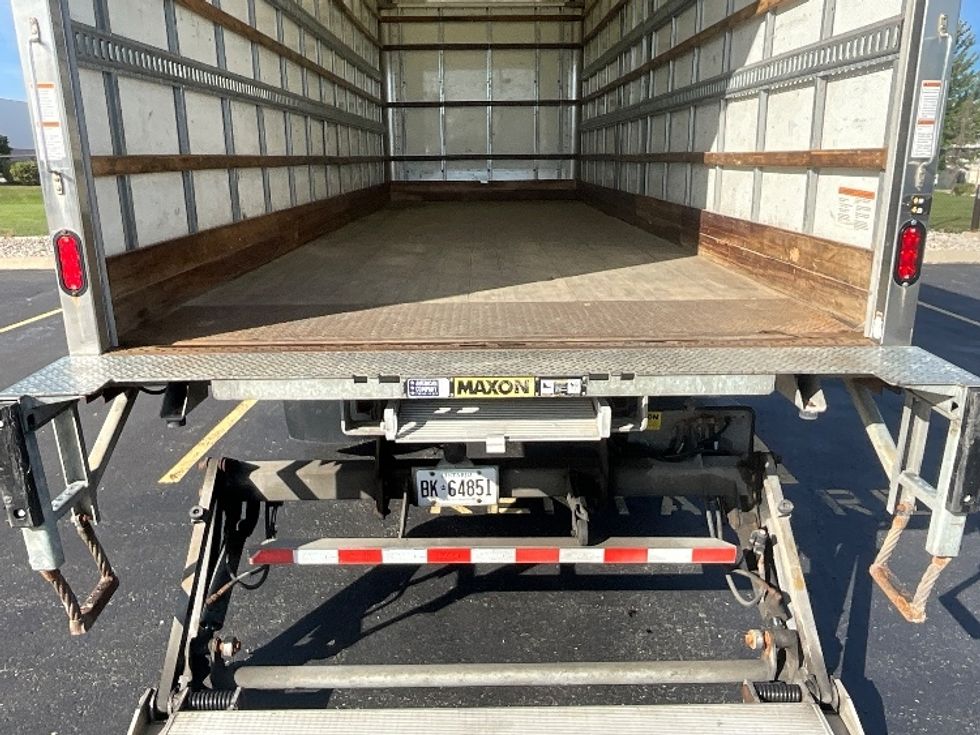 Medium Duty Box Truck-Light and Medium Duty Trucks-Freightliner-2022-M2-Cambridge-ON-281,882\n\t\tkm-$ 77,000 - Image 10