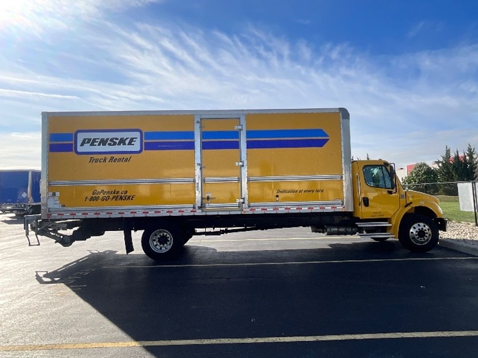 Medium Duty Box Truck-Light and Medium Duty Trucks-Freightliner-2022-M2-Cambridge-ON-281,882\n\t\tkm-$ 77,000 - Image 15