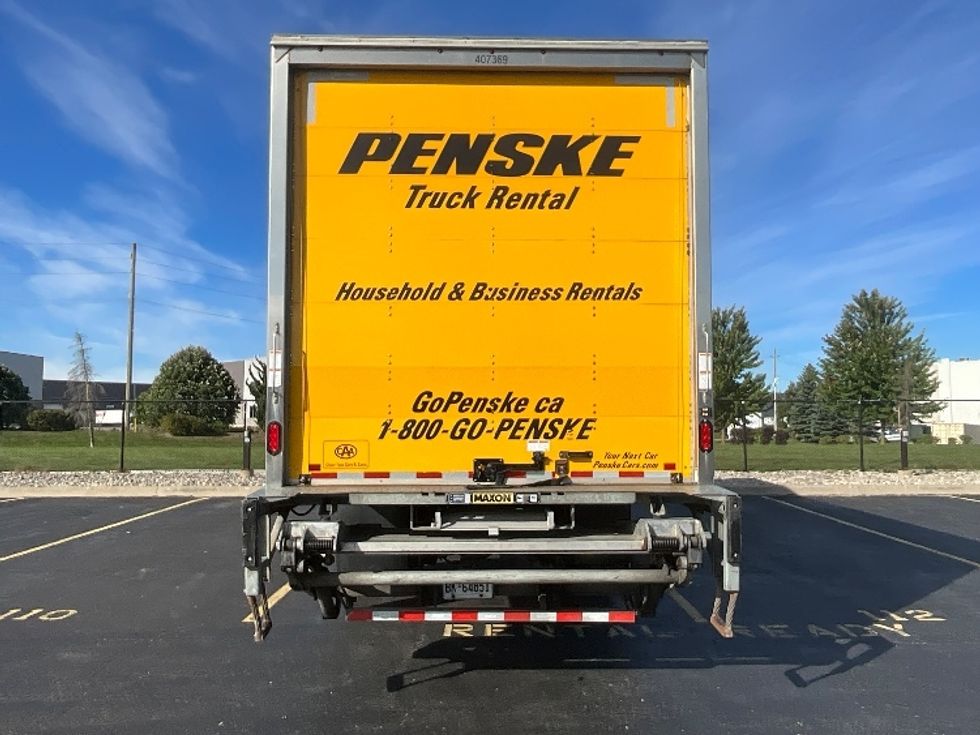 Medium Duty Box Truck-Light and Medium Duty Trucks-Freightliner-2022-M2-Cambridge-ON-281,882\n\t\tkm-$ 77,000 - Image 7