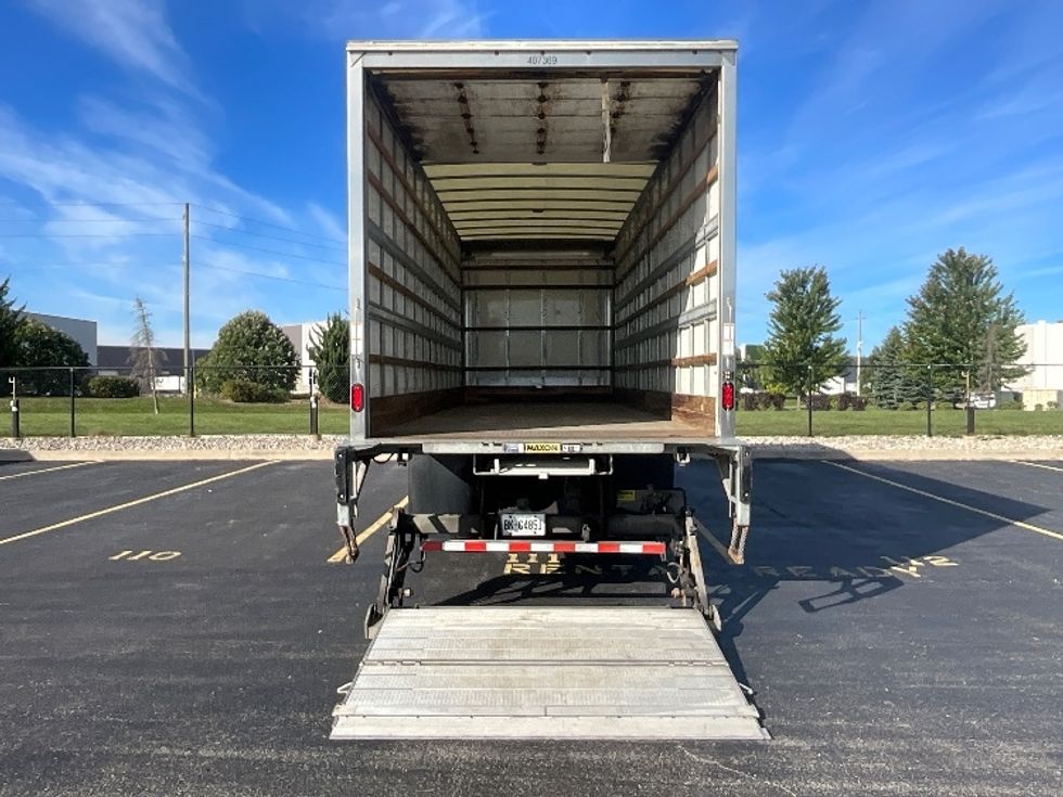 Medium Duty Box Truck-Light and Medium Duty Trucks-Freightliner-2022-M2-Cambridge-ON-281,882\n\t\tkm-$ 77,000 - Image 9