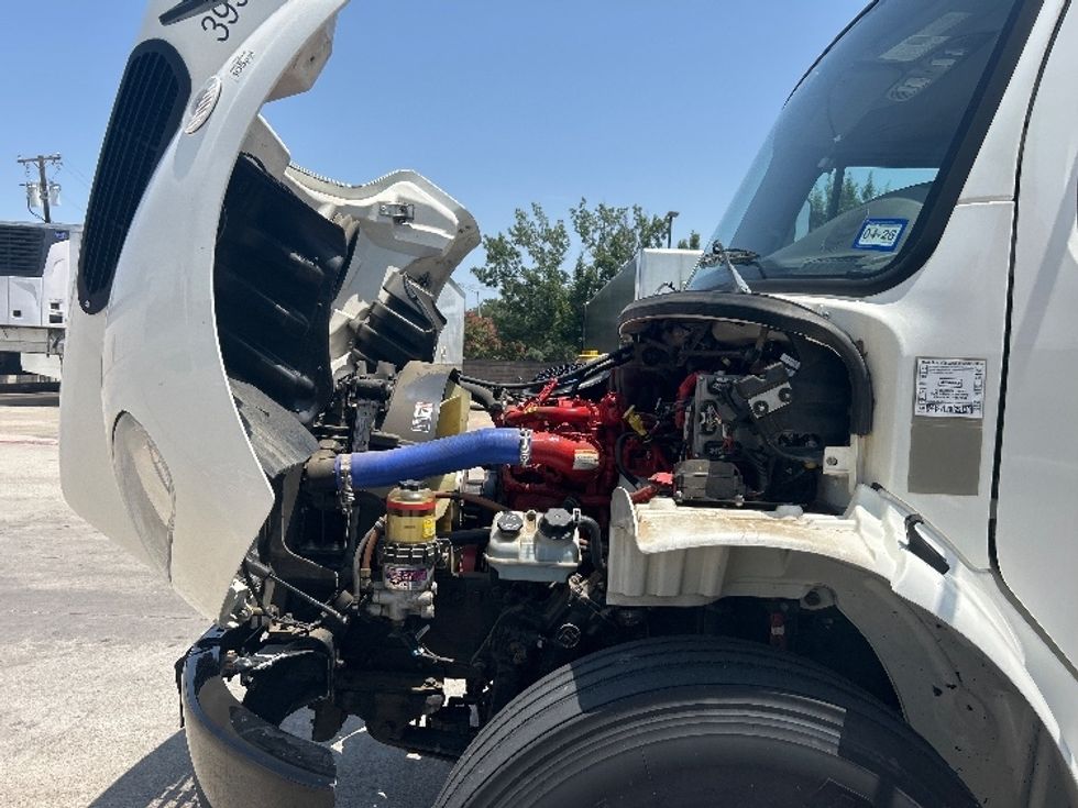 Medium Duty Box Truck-Light and Medium Duty Trucks-Freightliner-2022-M2-Carrollton-TX-141,399\n\t\tmiles-$ 77,000 - Image 24