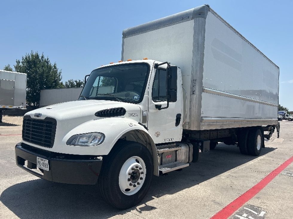 Medium Duty Box Truck-Light and Medium Duty Trucks-Freightliner-2022-M2-Carrollton-TX-141,399\n\t\tmiles-$ 77,000 - Image 3