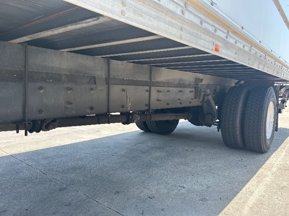 Medium Duty Box Truck-Light and Medium Duty Trucks-Freightliner-2022-M2-Carrollton-TX-141,399\n\t\tmiles-$ 77,000 - Image 5