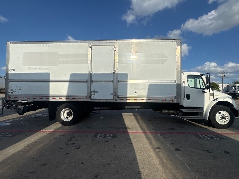 Medium Duty Box Truck-Light and Medium Duty Trucks-Freightliner-2022-M2-Carrollton-TX-82,256\n\t\tmiles-$ 80,250 - Image 15
