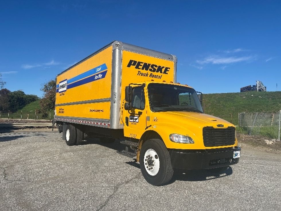 Medium Duty Box Truck-Light and Medium Duty Trucks-Freightliner-2022-M2-Carson-CA-105,587\n\t\tmiles-$ 76,500 - Image 1