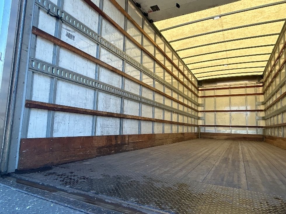 Medium Duty Box Truck-Light and Medium Duty Trucks-Freightliner-2022-M2-Carson-CA-105,587\n\t\tmiles-$ 76,500 - Image 11