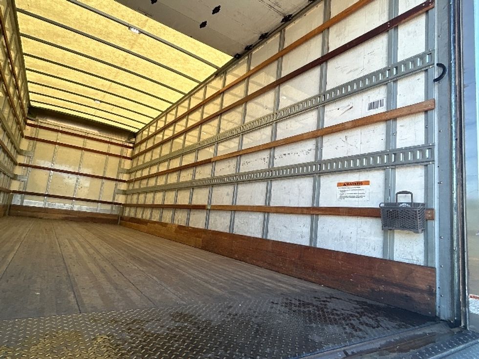Medium Duty Box Truck-Light and Medium Duty Trucks-Freightliner-2022-M2-Carson-CA-105,587\n\t\tmiles-$ 76,500 - Image 12