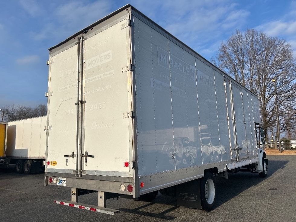 Medium Duty Box Truck-Light and Medium Duty Trucks-Freightliner-2022-M2-Charlotte-NC-125,765\n\t\tmiles-$ 80,750 - Image 11