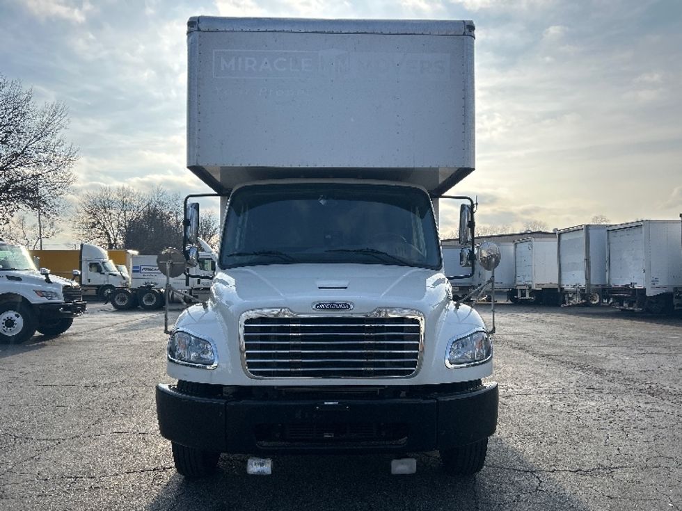 Medium Duty Box Truck-Light and Medium Duty Trucks-Freightliner-2022-M2-Charlotte-NC-125,765\n\t\tmiles-$ 80,750 - Image 2