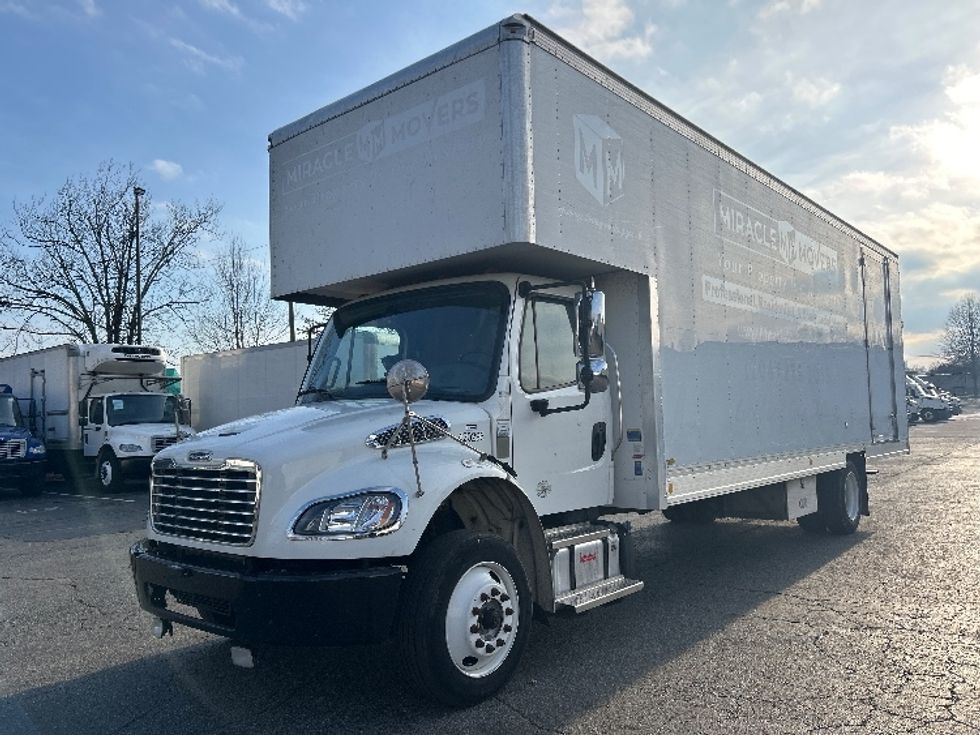 Medium Duty Box Truck-Light and Medium Duty Trucks-Freightliner-2022-M2-Charlotte-NC-125,765\n\t\tmiles-$ 80,750 - Image 3