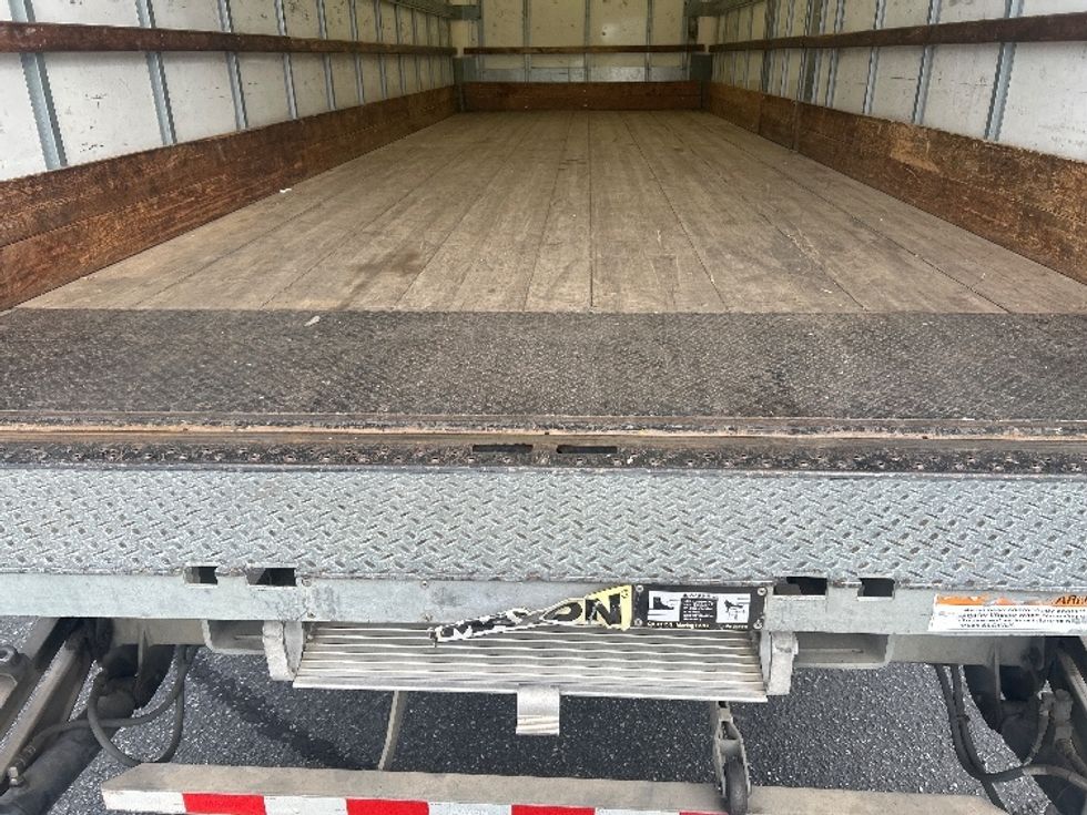 Medium Duty Box Truck-Light and Medium Duty Trucks-Freightliner-2022-M2-Charlotte-NC-214,030\n\t\tmiles-$ 56,250 - Image 10