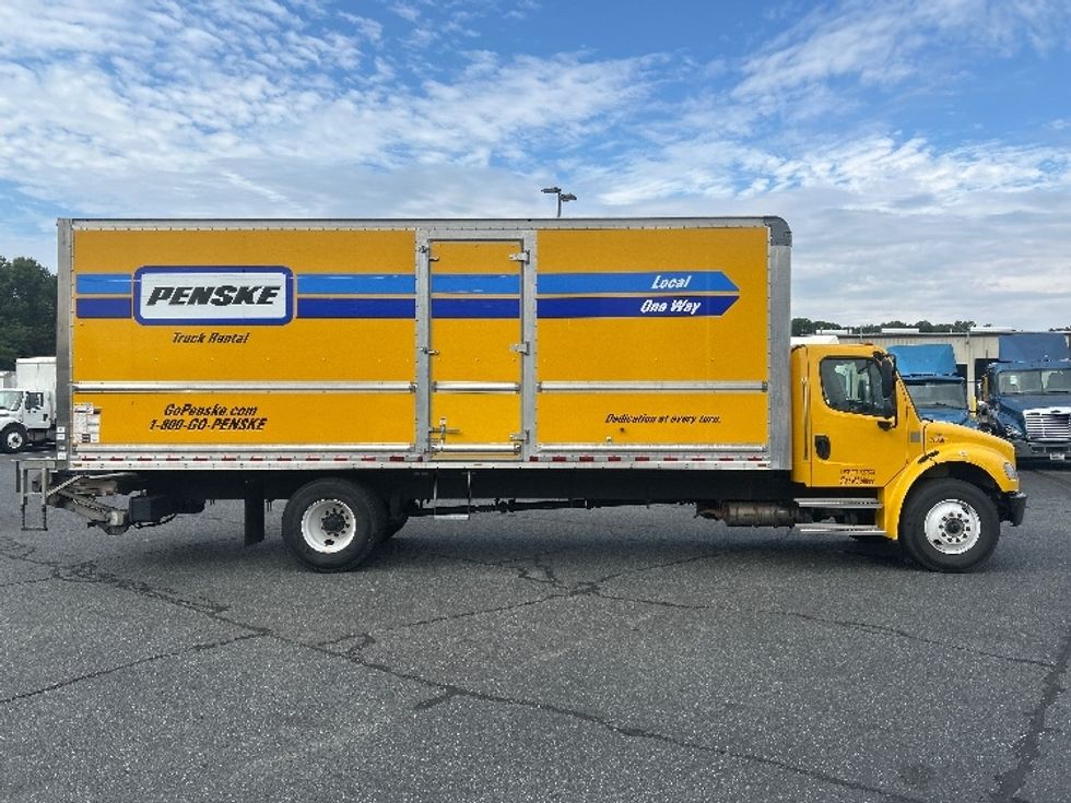 Medium Duty Box Truck-Light and Medium Duty Trucks-Freightliner-2022-M2-Charlotte-NC-214,030\n\t\tmiles-$ 56,250 - Image 15